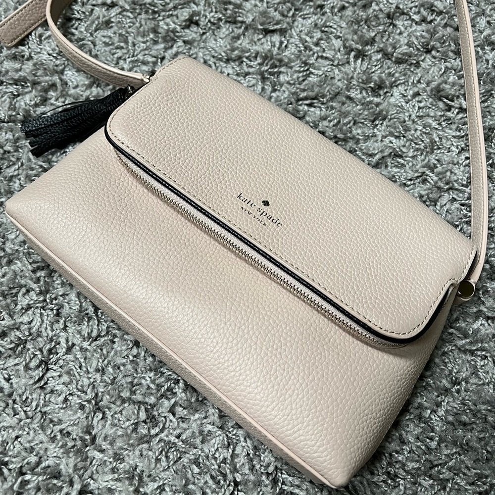 Kate spade crossbody purse